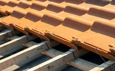 Construcción de tejado en nava de la asuncion, segovia