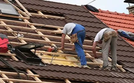 Construccion barata de un tejado en San Cristóbal de Segovia