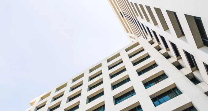 revestimiento de fachada con enfoscado monocapa en Palazuelos de Eresma, Segovia