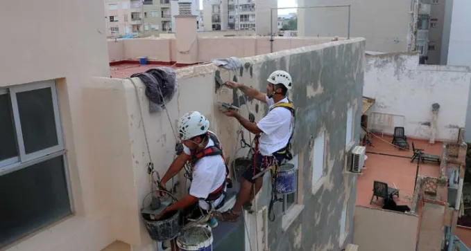 sellado de grietas en fachadas, trabajos verticales en segovia